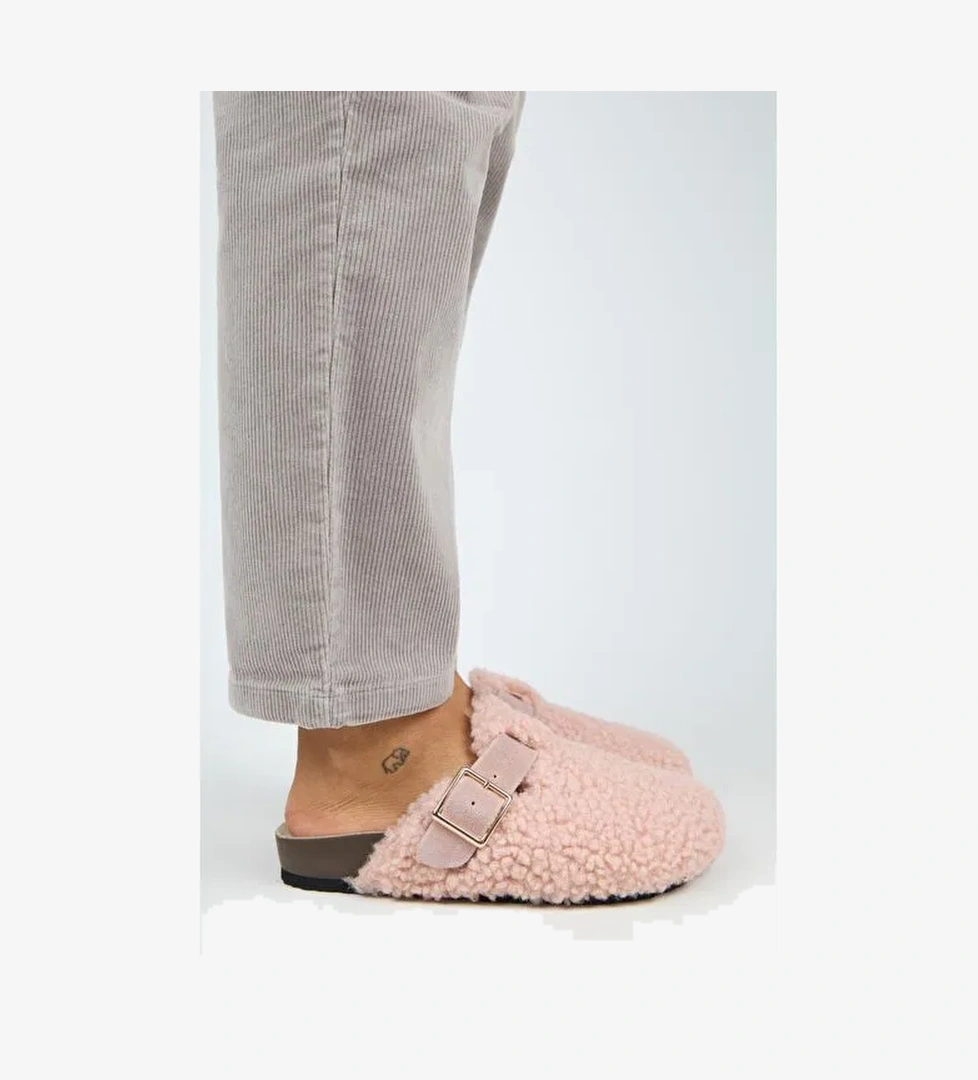 Manijero Suzen Teddy Kadın Kürklü Hakiki Deri Kemerli Tokalı Pudra Terlik - Görsel 1