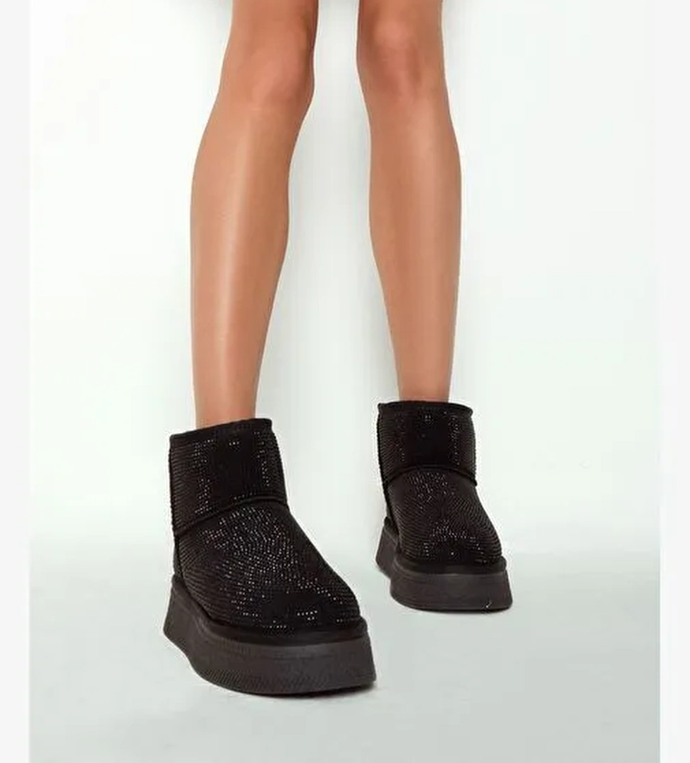 Kadın Siyah Kalın Tabanlı Taşlı Deri Teddy Bot 25WFD4922TS - Görsel 1