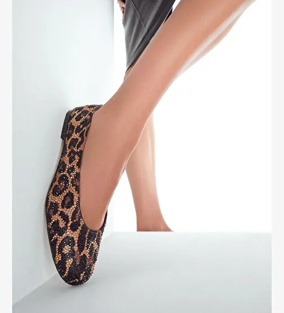 Kadın Leopar Desenli Taşlı Deri Babet 25AFD120914 - Görsel 1