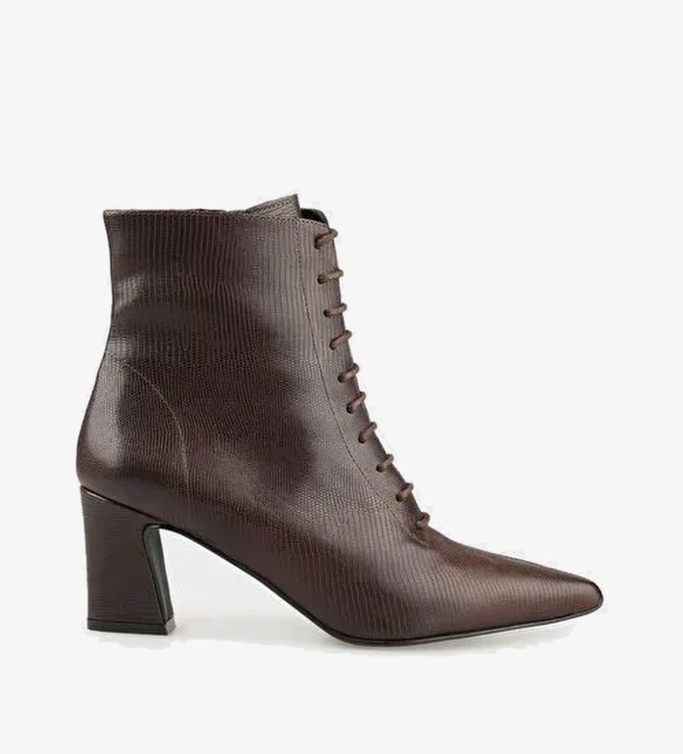 Kahve Deri Kadın Klasik Bot - Görsel 1