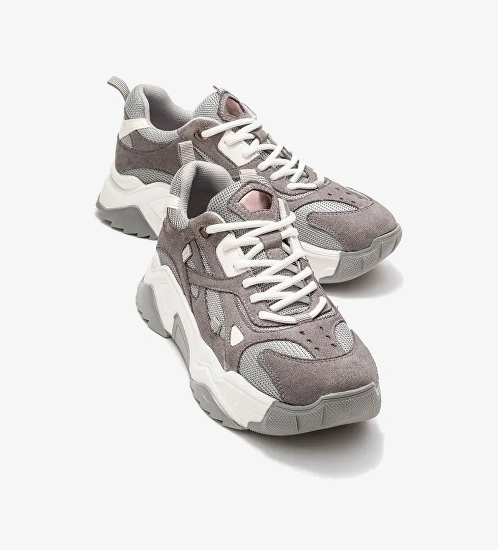 LECCE Gri Süet Kadın Spor Ayakkabı - Görsel 1