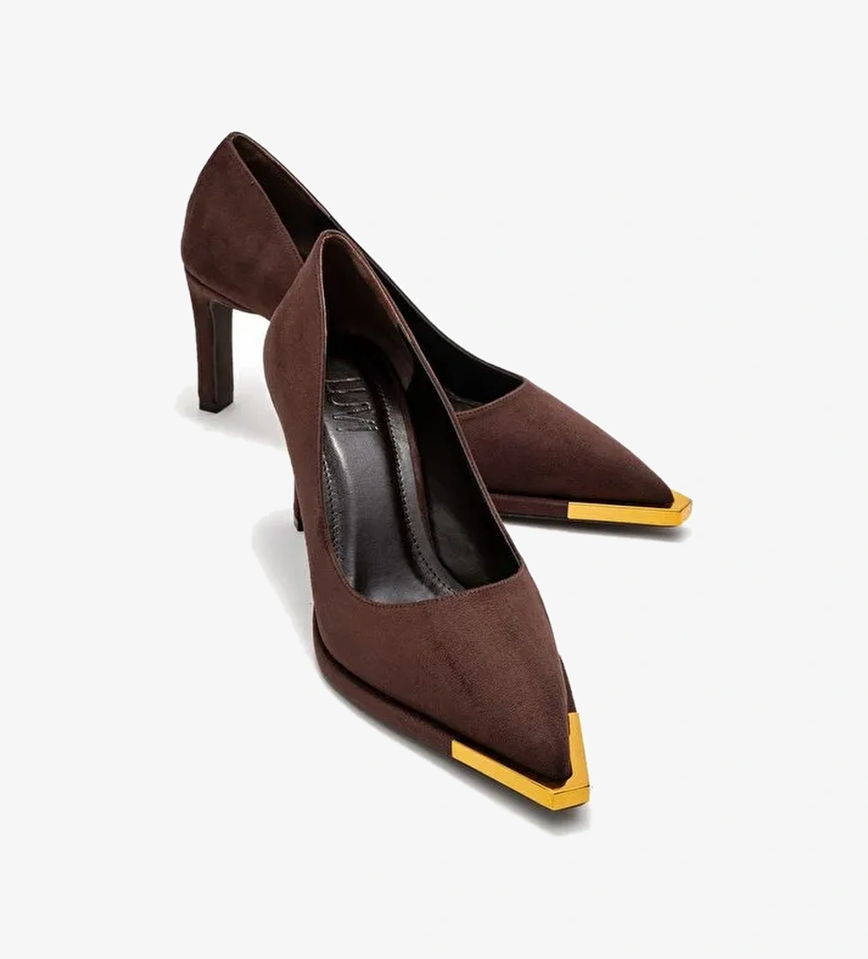 LIORA Kahverengi Süet Altın Detaylı Kadın Blok Topuklu Topuklu Ayakkabı - Görsel 1