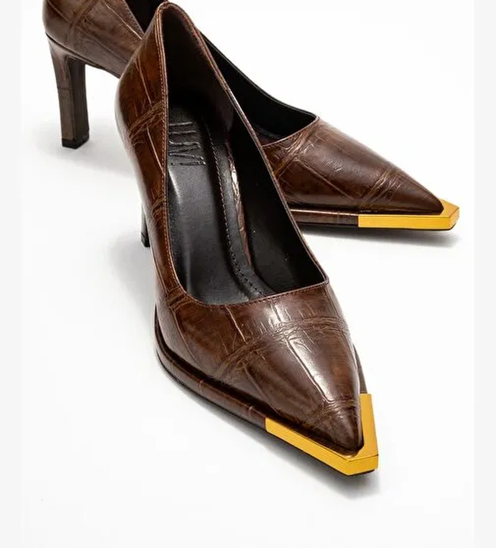 LIORA Kahverengi Baskı Altın Detaylı Kadın Blok Topuklu Topuklu Ayakkabı - Görsel 1