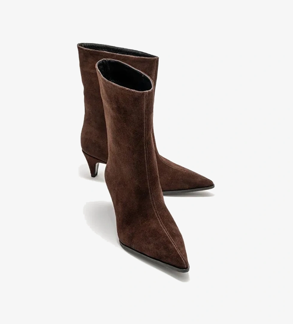 ALEO Kahverengi Süet Hakiki Deri Sivri Burunlu Kadın Kısa Topuklu Bot - Görsel 1