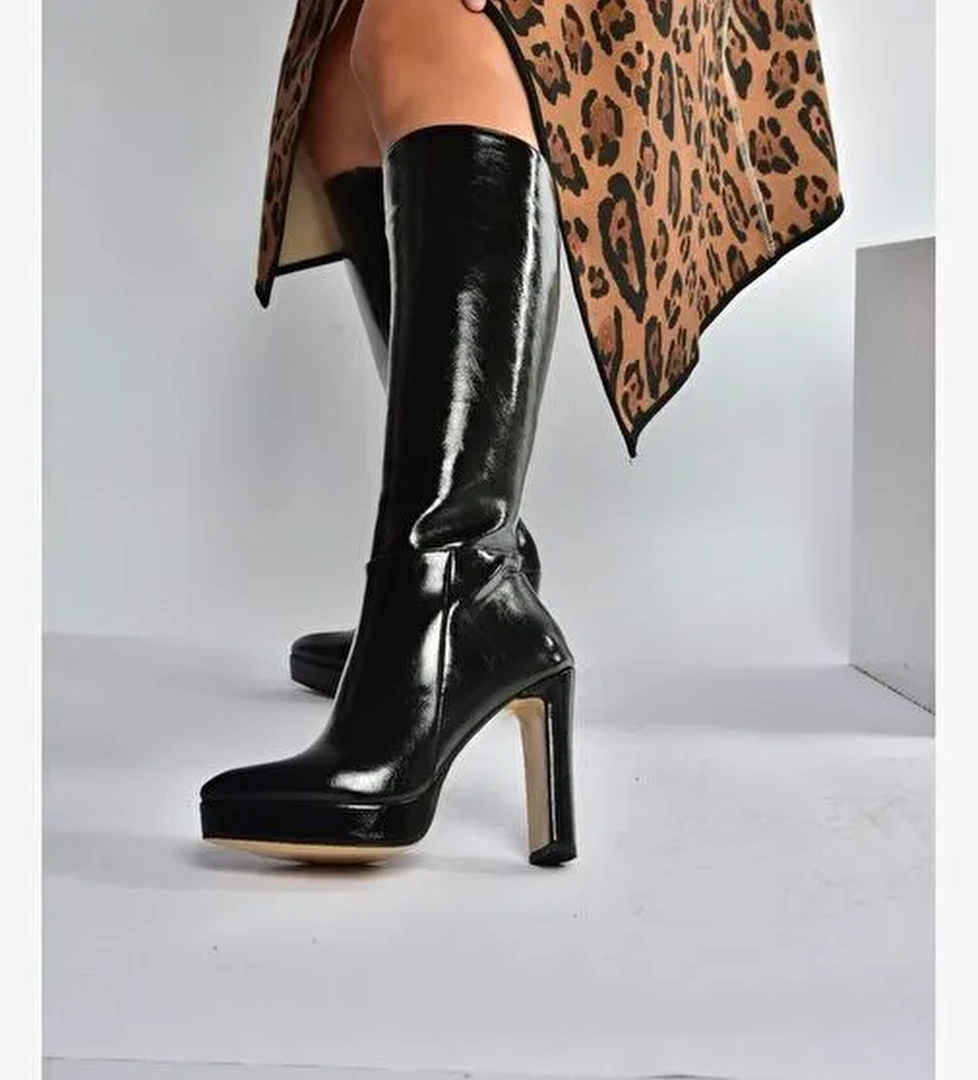 V820660660 Siyah Rustik Kalın Platform Topuklu Kadın Çizme - Görsel 1