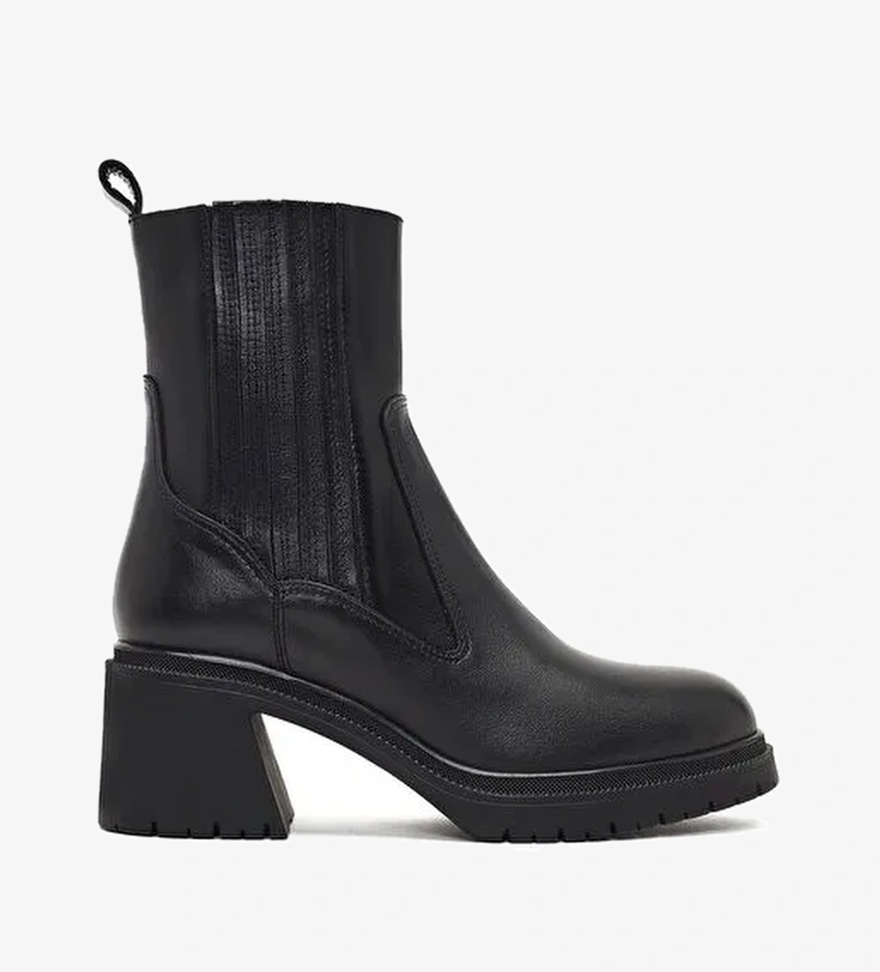 Kadın Siyah Fermuarlı Kalın Topuklu Deri Bot 25WFD230418 - Görsel 1