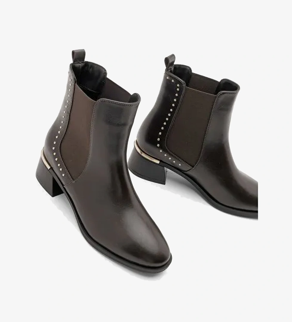 Kadın Zımba Detay Altın Ökçe Lastikli Topuklu Bot Ernaz Kahve - Görsel 1