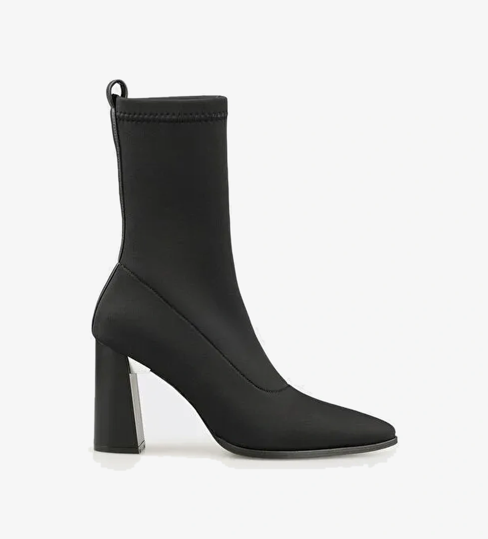 Siyah Kadın Klasik Bot - Görsel 1