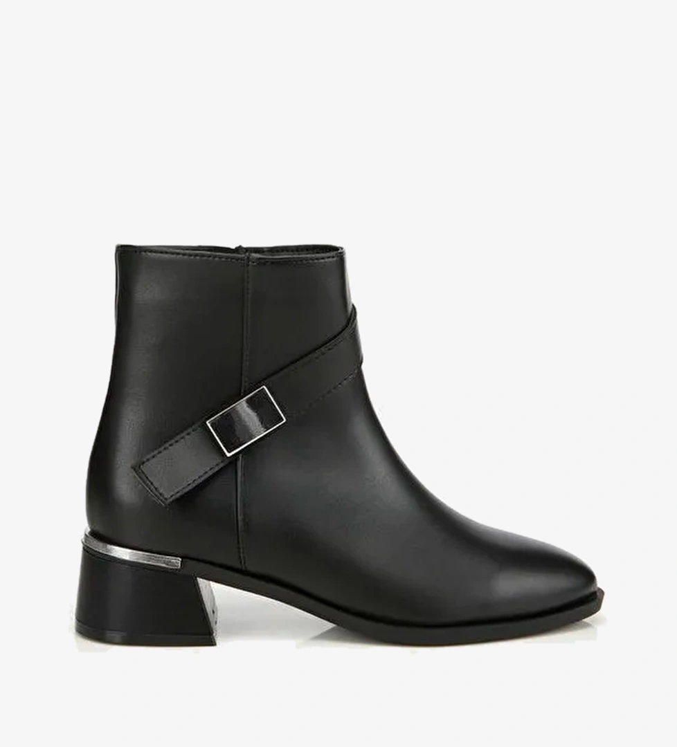 Kadın Siyah Metal Detaylı Bilekte Düz Bot 01BOH314860A100 - Görsel 1