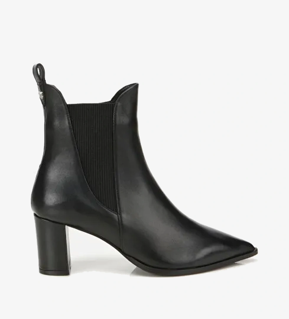 Kadın Deri Siyah Sivri Burunlu Streç Detaylı Bilekte Topuklu Bot 01BOH313310A100 - Görsel 1