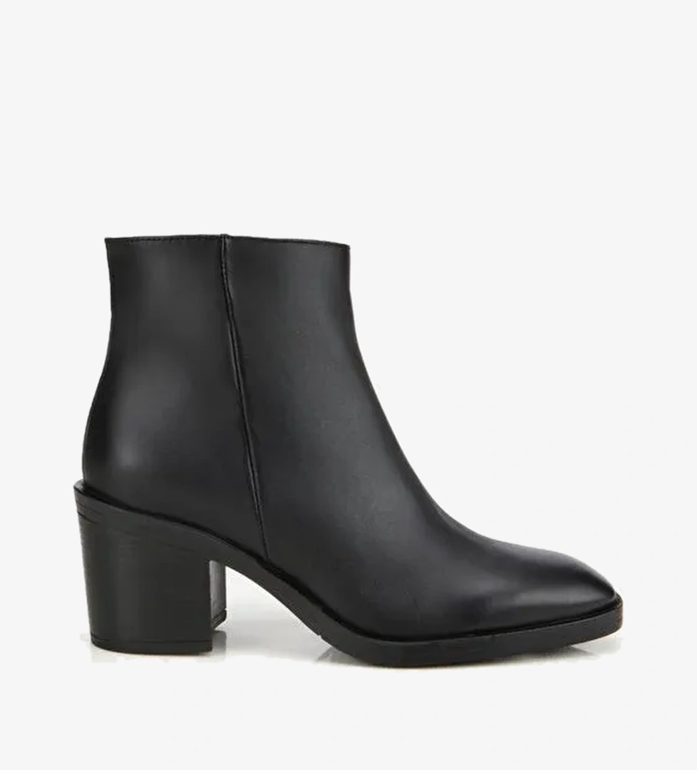 Kadın Deri Siyah Bilekte Topuklu Bot 01BOH312680A100 - Görsel 1