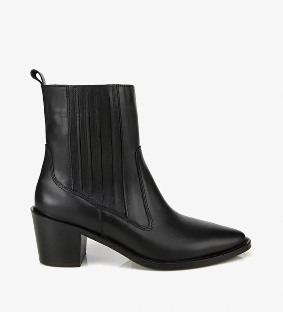 Kadın Deri Siyah Lastik Detaylı Fermuarlı Kovboy Düz Bot 01BOH313120A100 - Görsel 1