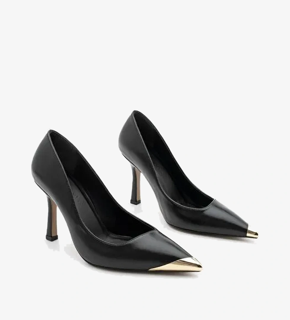 Kadın Stiletto Sivri Burun Altın Detaylı Topuklu Ayakkabı Ginez Siyah