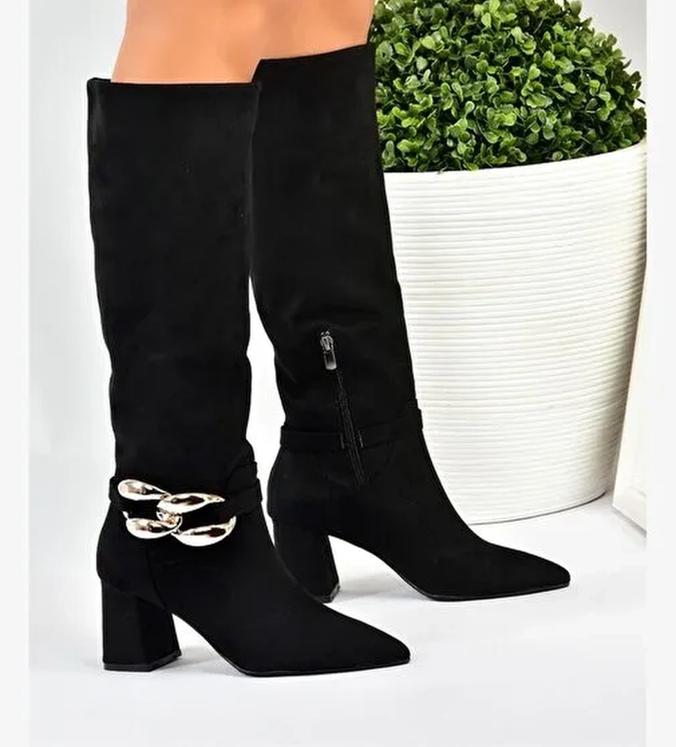 Siyah Süet Zincir Detaylı Kalın Topuklu Kadın Çizme L572951002 - Görsel 1