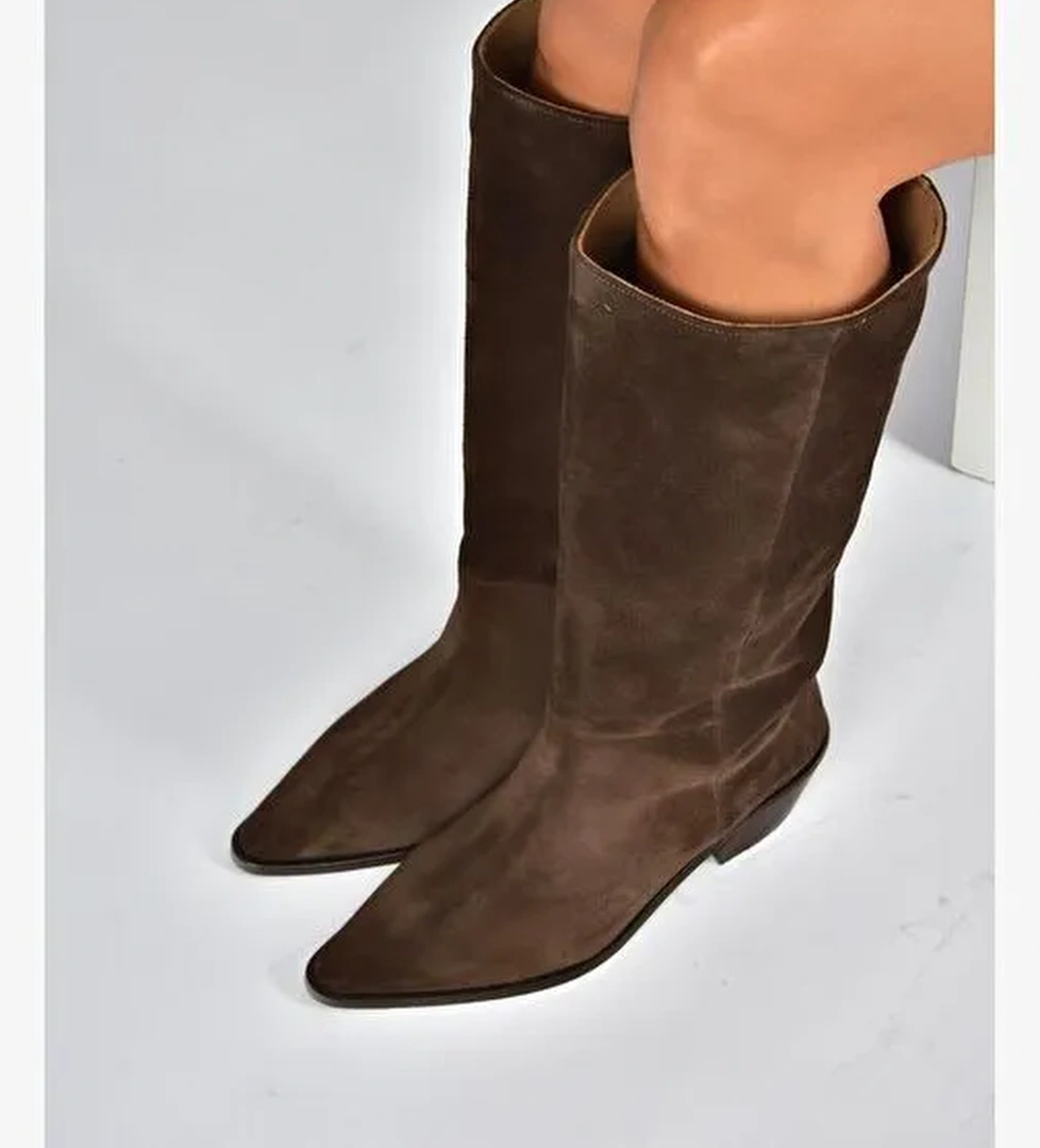 V654082102 Kahverengi Hakiki Deri Süet Kalın Topuklu Kadın Çizme - Görsel 1