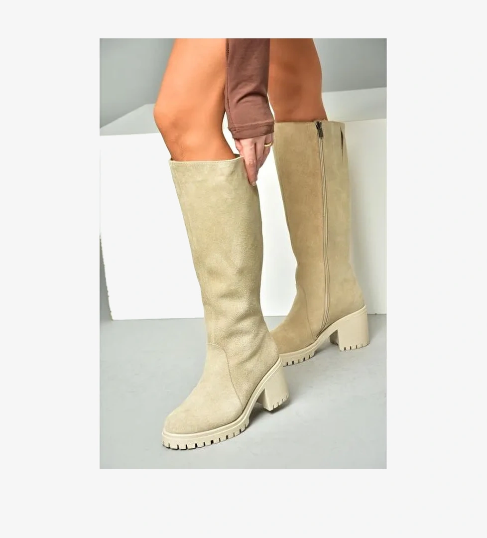 R654047702 Bej Hakiki Deri Süet Kalın Topuklu Kadın Çizme - Görsel 1