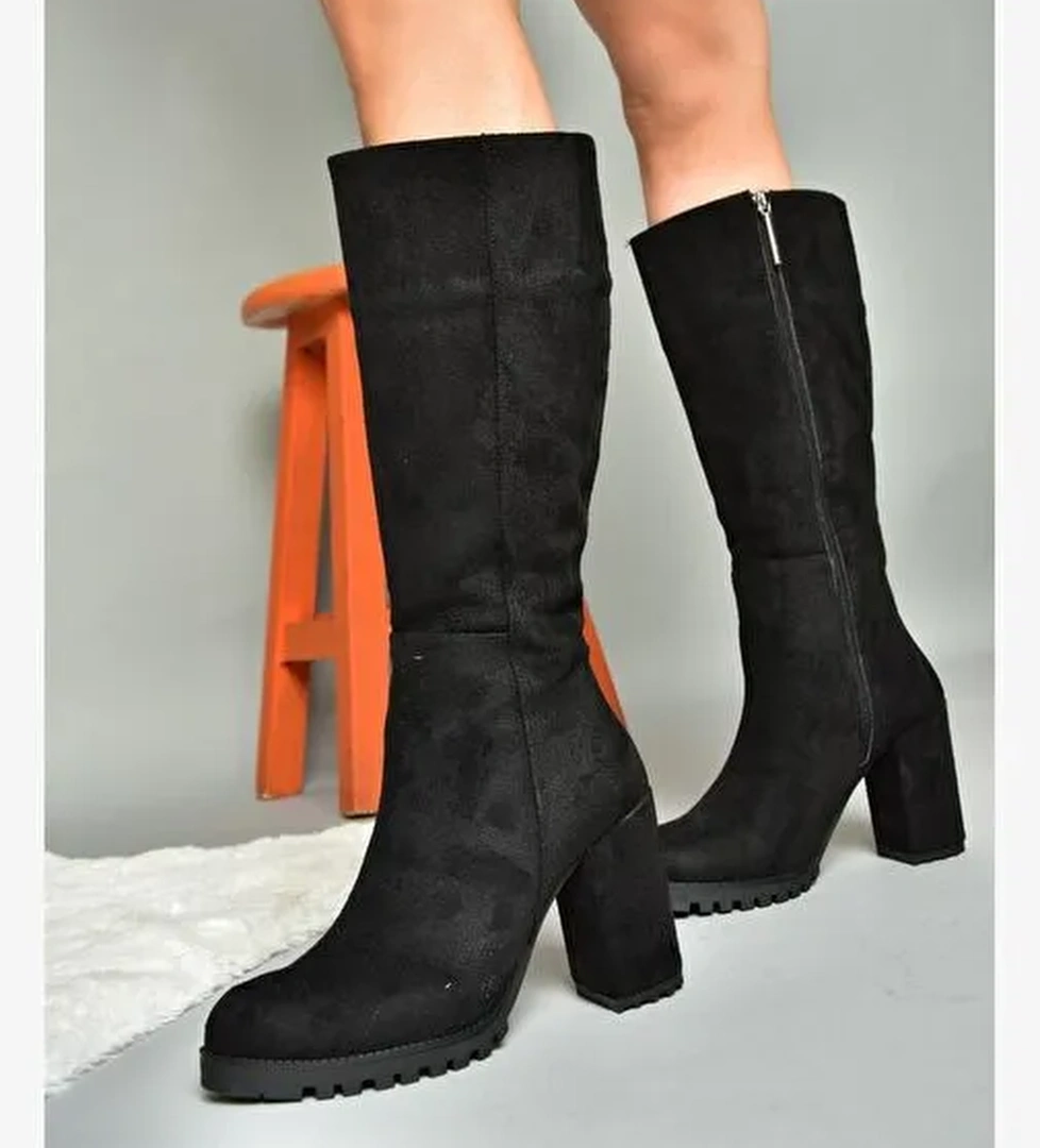 R518911402 Siyah Süet Kalın Topuklu Kadın Çizme - Görsel 1
