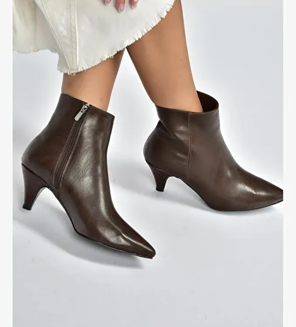 R404710009 Kahverengi Alçak Topuklu Kadın Bot - Görsel 1