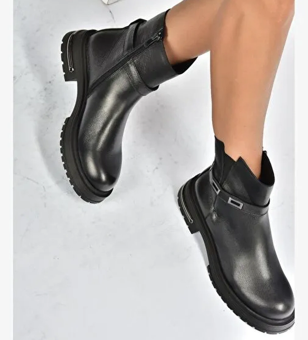 V555575603 Siyah Hakiki Deri Comfort Ortopedik Taban Kadın Bot - Görsel 1