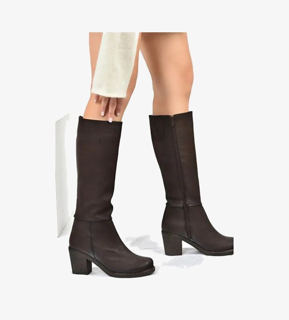 Kahverengi Kalın Topuklu Kadın Çizme C674250309 - Görsel 1