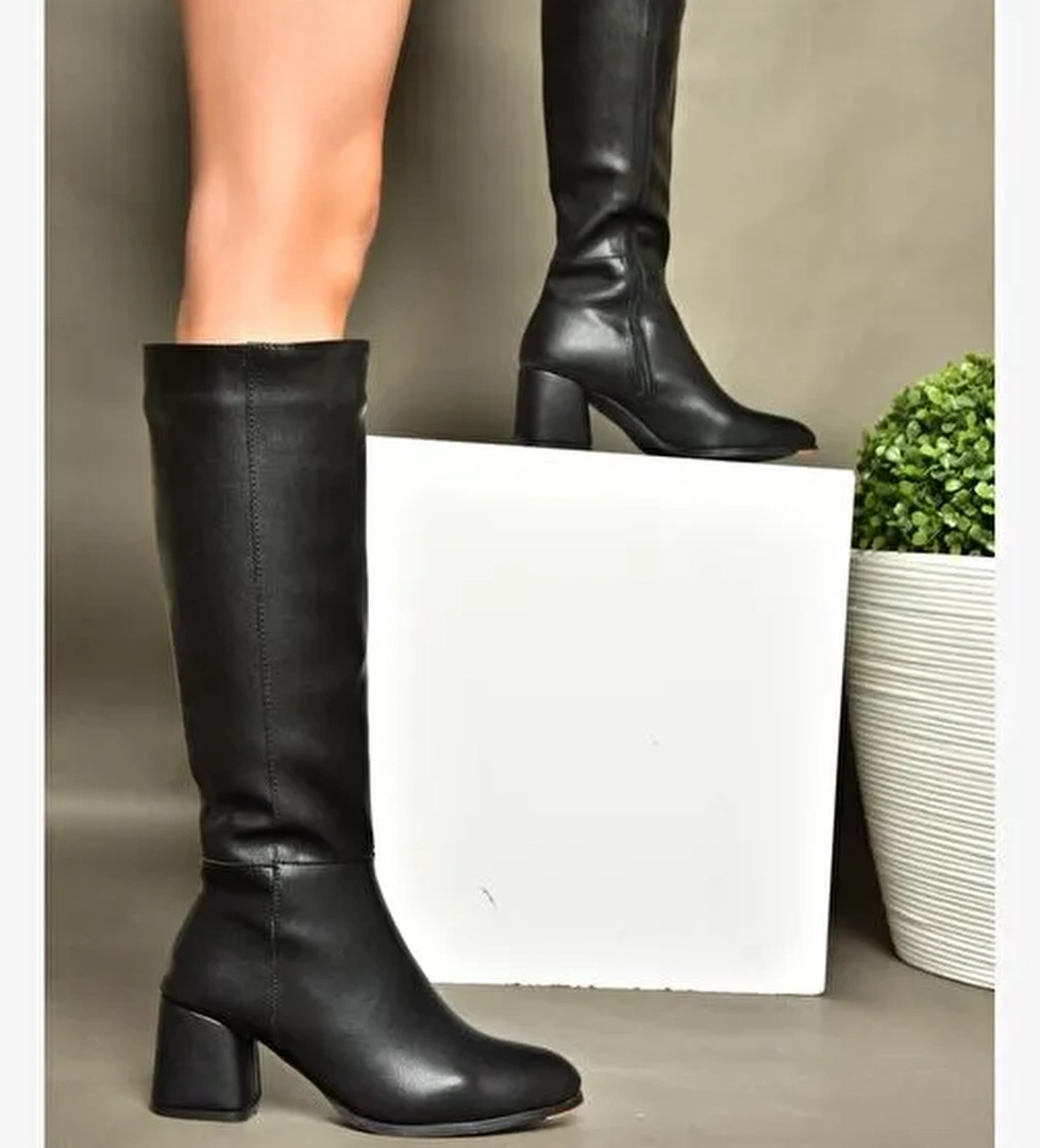 Siyah Kadın Çizme J848300109 - Görsel 1