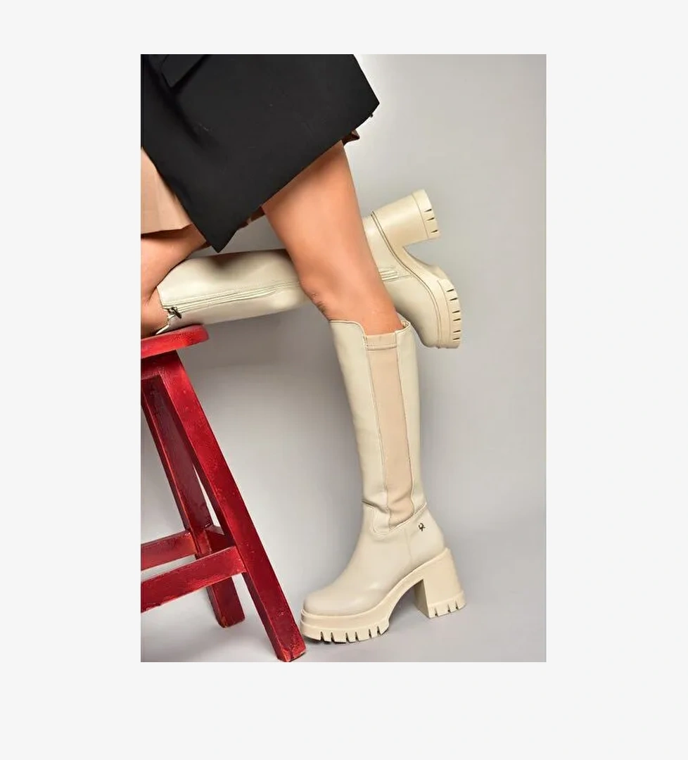 T973390009 Bej Kalın Topuklu Kadın Çizme - Görsel 1