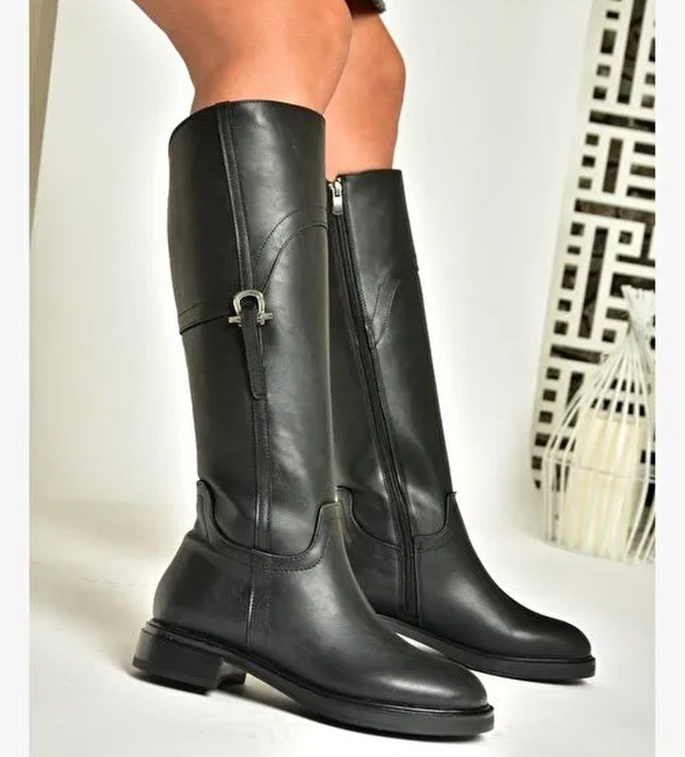 T973600609 Siyah Düz Taban Kadın Çizme - Görsel 1