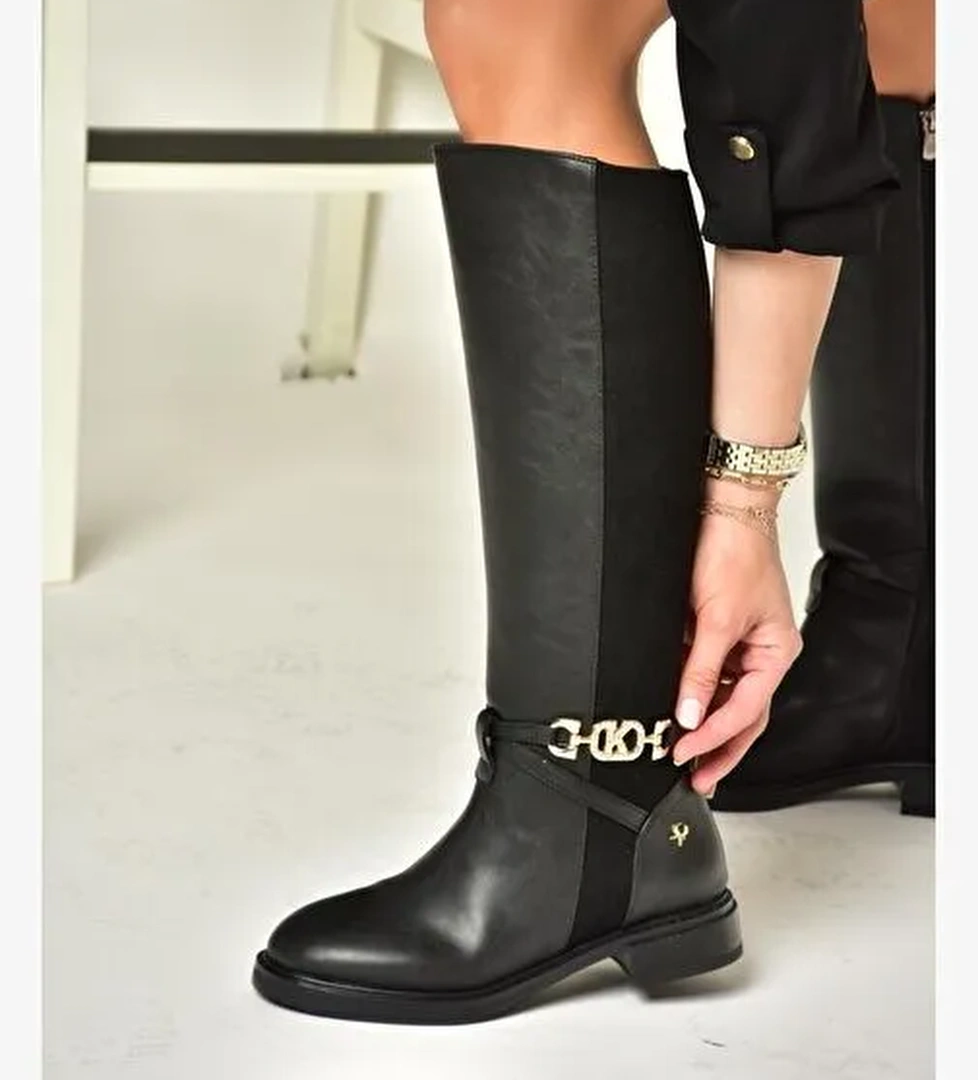 T973000909 Siyah Alçak Tabanlı Kadın Çizme - Görsel 1