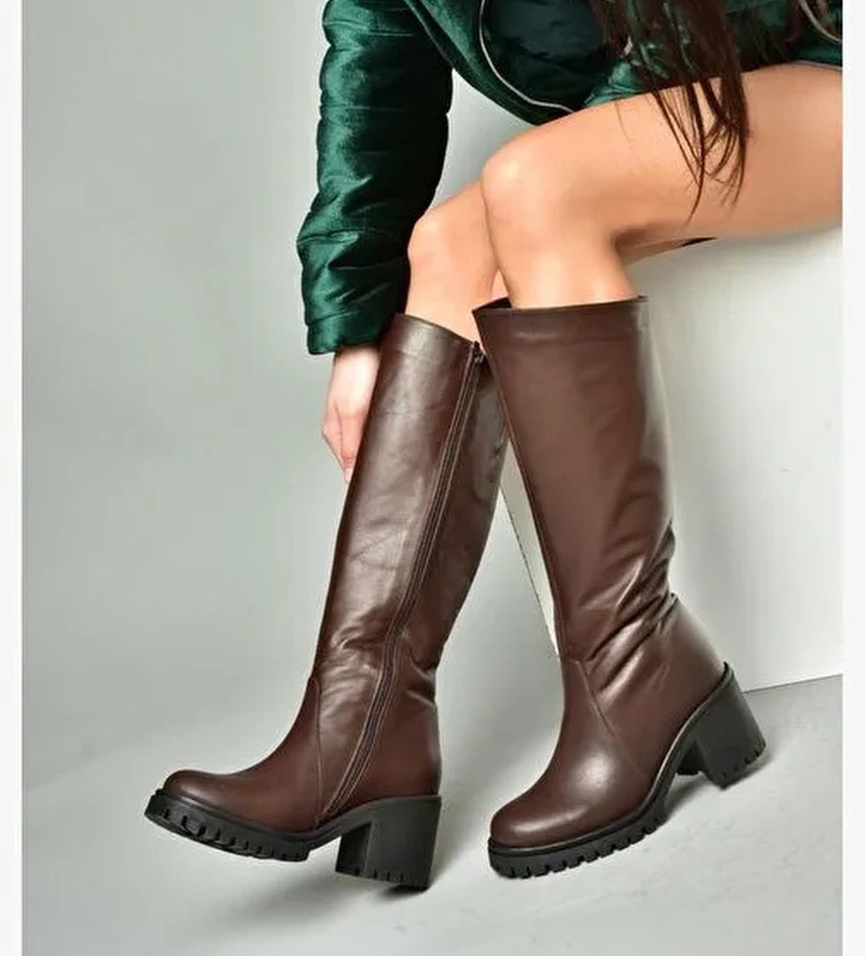 R654047703 Kahverengi Hakiki Deri Kalın Topuklu Kadın Çizme - Görsel 1