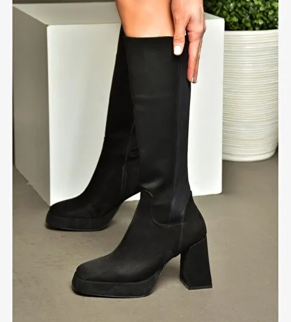R282230302 Siyah Süet Platform Kalın Topuklu Arkası Lastikli Kadın Çizme - Görsel 1