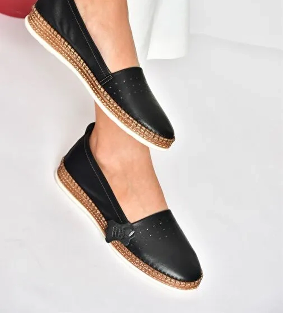 P555002503 Siyah Hakiki Deri Günlük Kadın Ayakkabı - Görsel 1