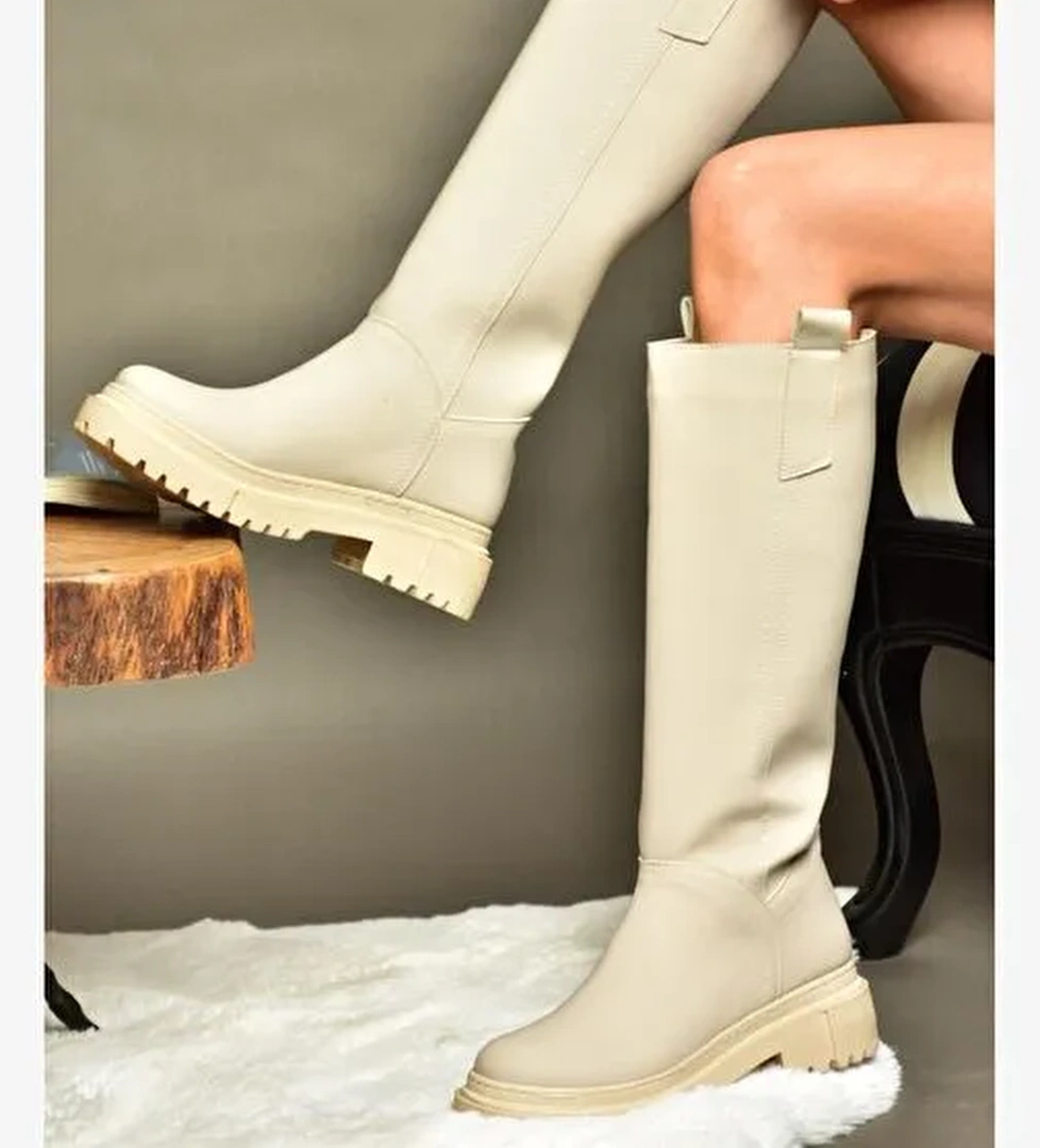 R973201109 Bej Kalın Tabanlı Kadın Çizme - Görsel 1