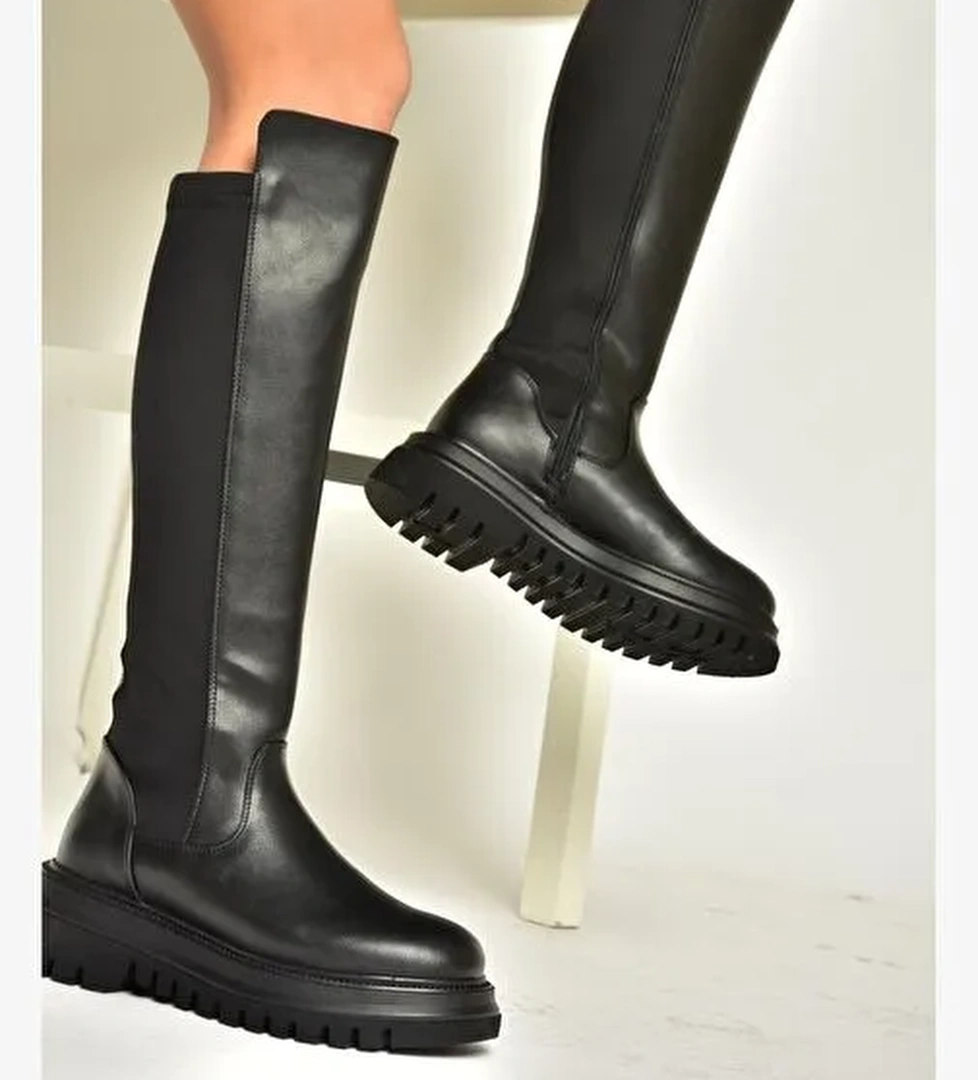 T312104309 Siyah Yüksek Tabanlı Arkası Lastikli Kadın Çizme - Görsel 1