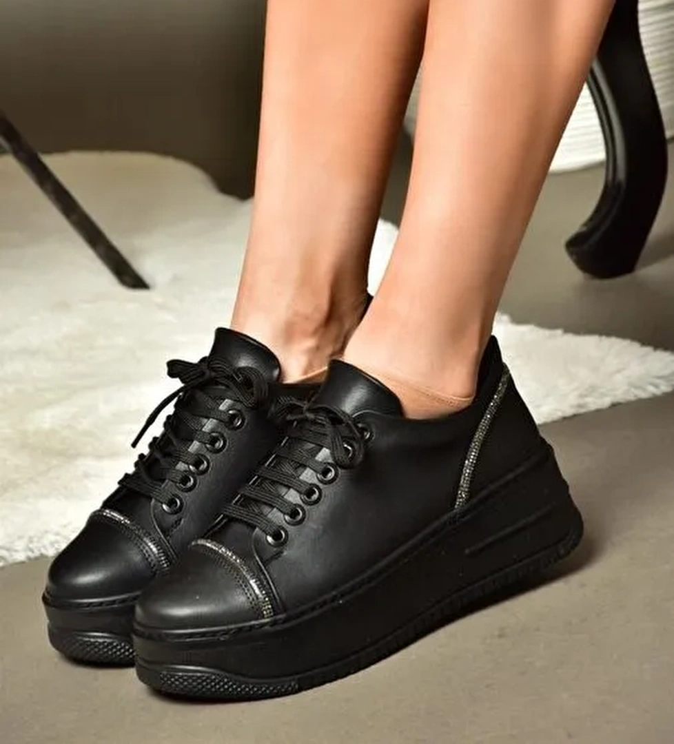 R274217509 Siyah Kalın Tabanlı Spor Ayakkabı Sneakers - Görsel 1