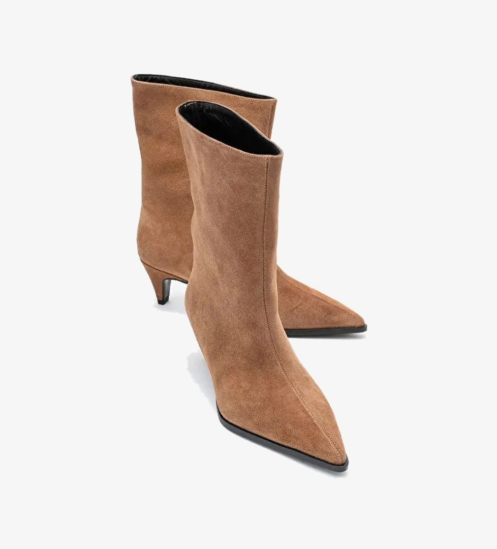 ALEO Toprak Süet Hakiki Deri Sivri Burunlu Kadın Kısa Topuklu Bot - Görsel 1