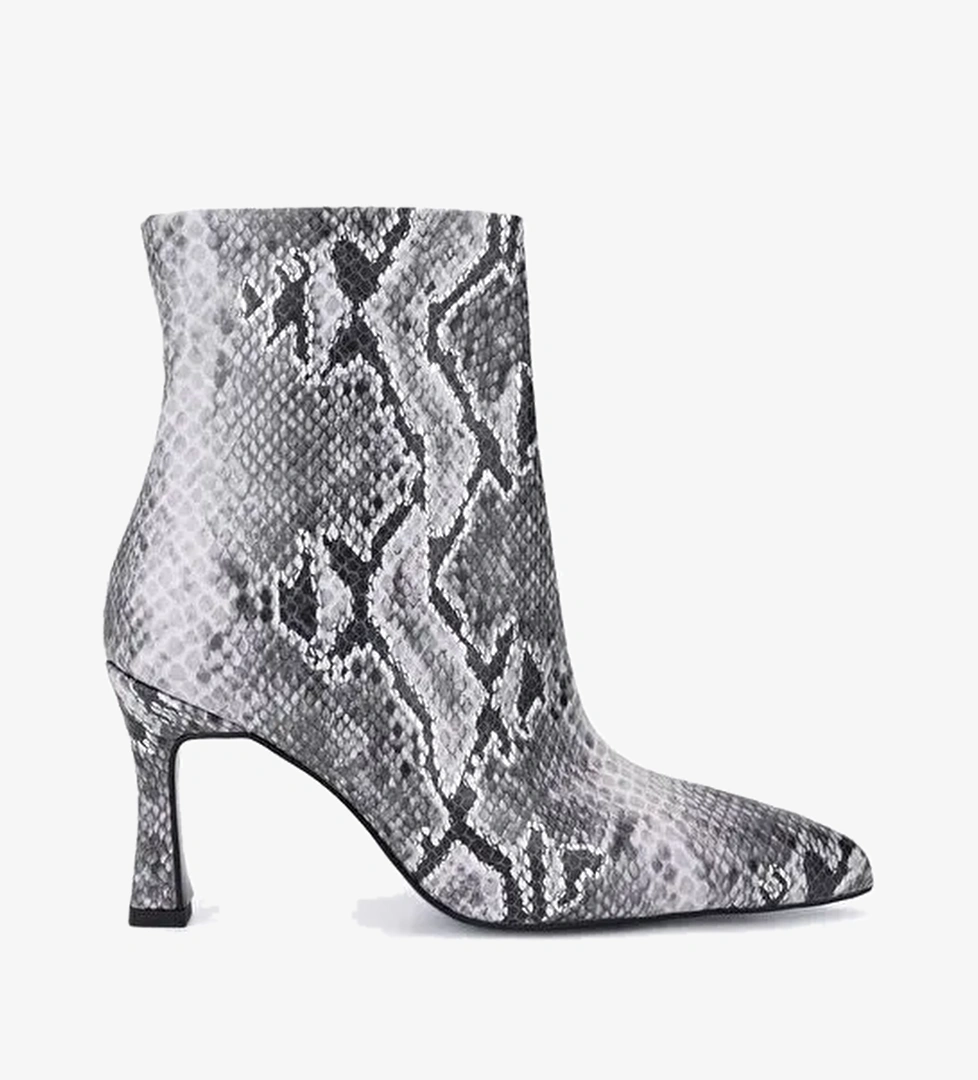 Tamer Tanca Kadın Siyah Yılan Desen Topuklu Bot - Görsel 1