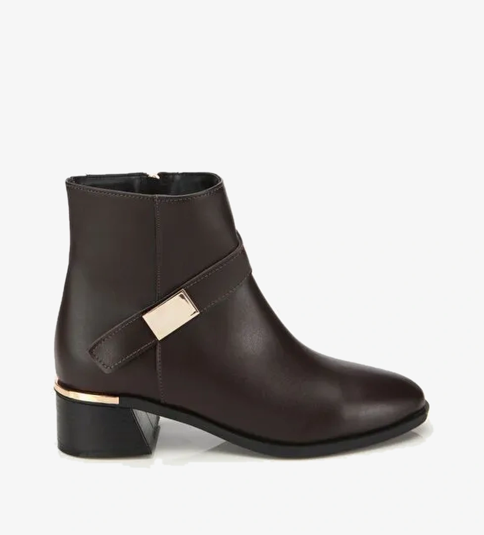 Kadın Kahverengi Metal Detaylı Bilekte Düz Bot 01BOH314860A480 - Görsel 1