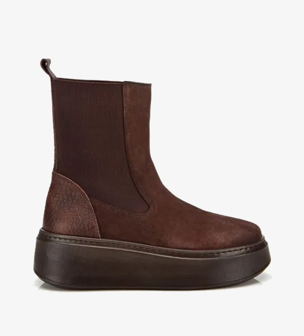 Kadın Süet Deri Kahverengi Lastik Detaylı Kalın Tabanlı Düz Bot 01BOH317830A480 - Görsel 1