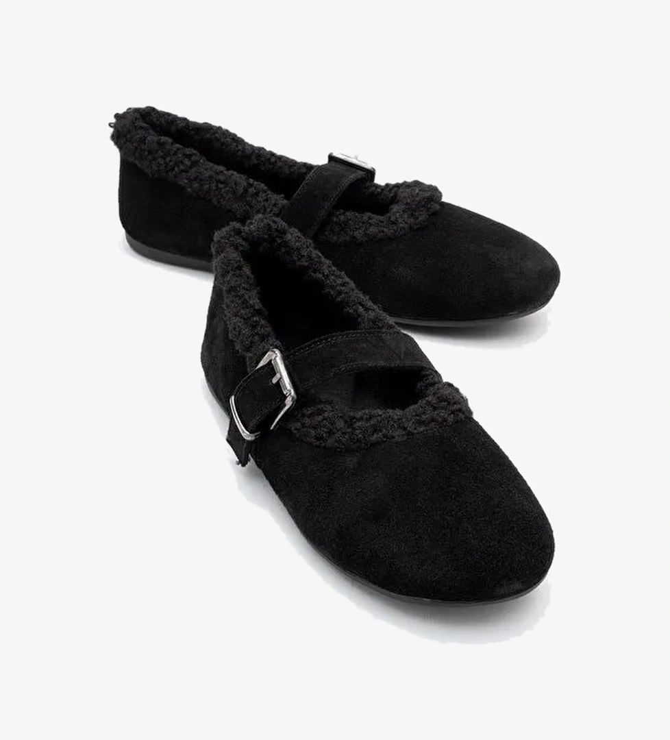 GUIN Siyah Süet Hakiki Deri Peluş Detaylı Kemerli Kadın Babet Ayakkabı - Görsel 1