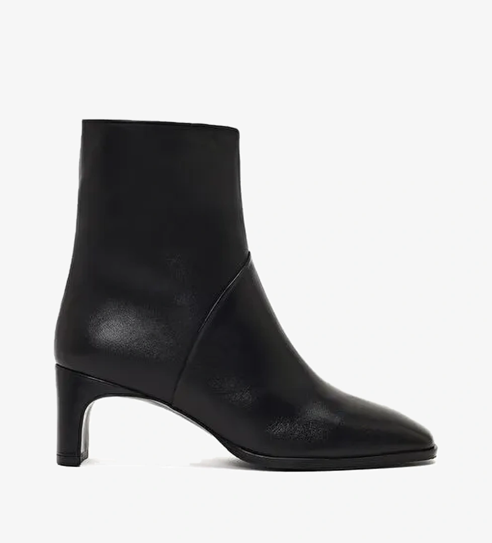 Kadın Siyah Kısa Kalın Topuklu Deri Bot 25WFD133518 - Görsel 1