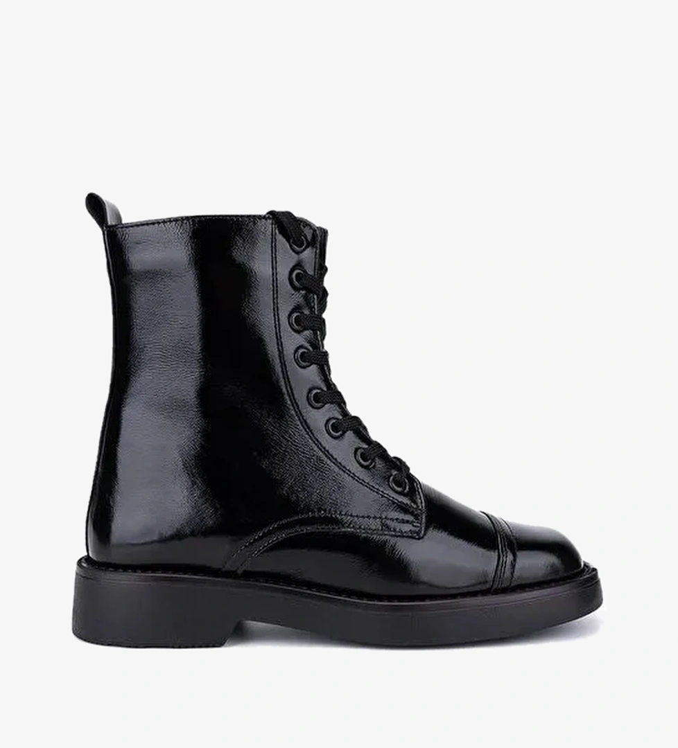 Tamer Tanca Kadın Siyah Rugan Casual Bot - Görsel 1