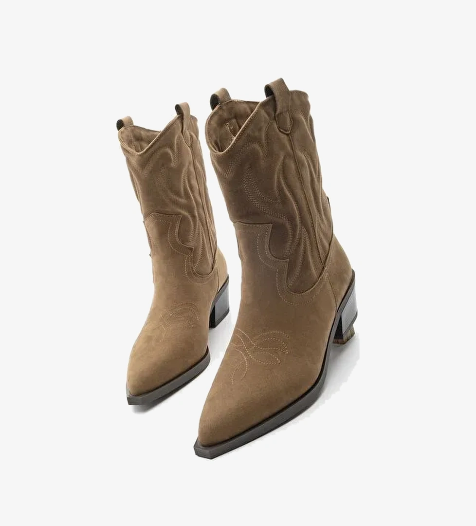 Kadın Sivri Burun Nakışlı Western Bot Nilva Taba Süet - Görsel 1