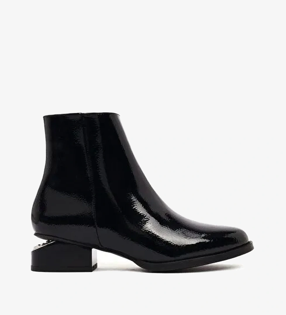 Kadın Siyah Kalın Kısa Topuklu Rugan Bot 25WFE401616 - Görsel 1