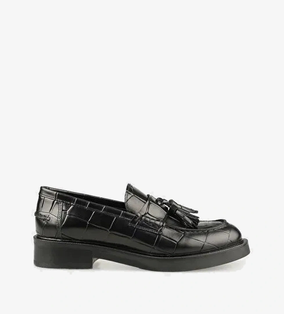 Siyah Deri Kadın Günlük Ayakkabı - Görsel 1