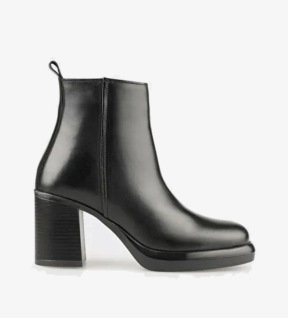 Siyah Deri Kadın Günlük Bot - Görsel 1