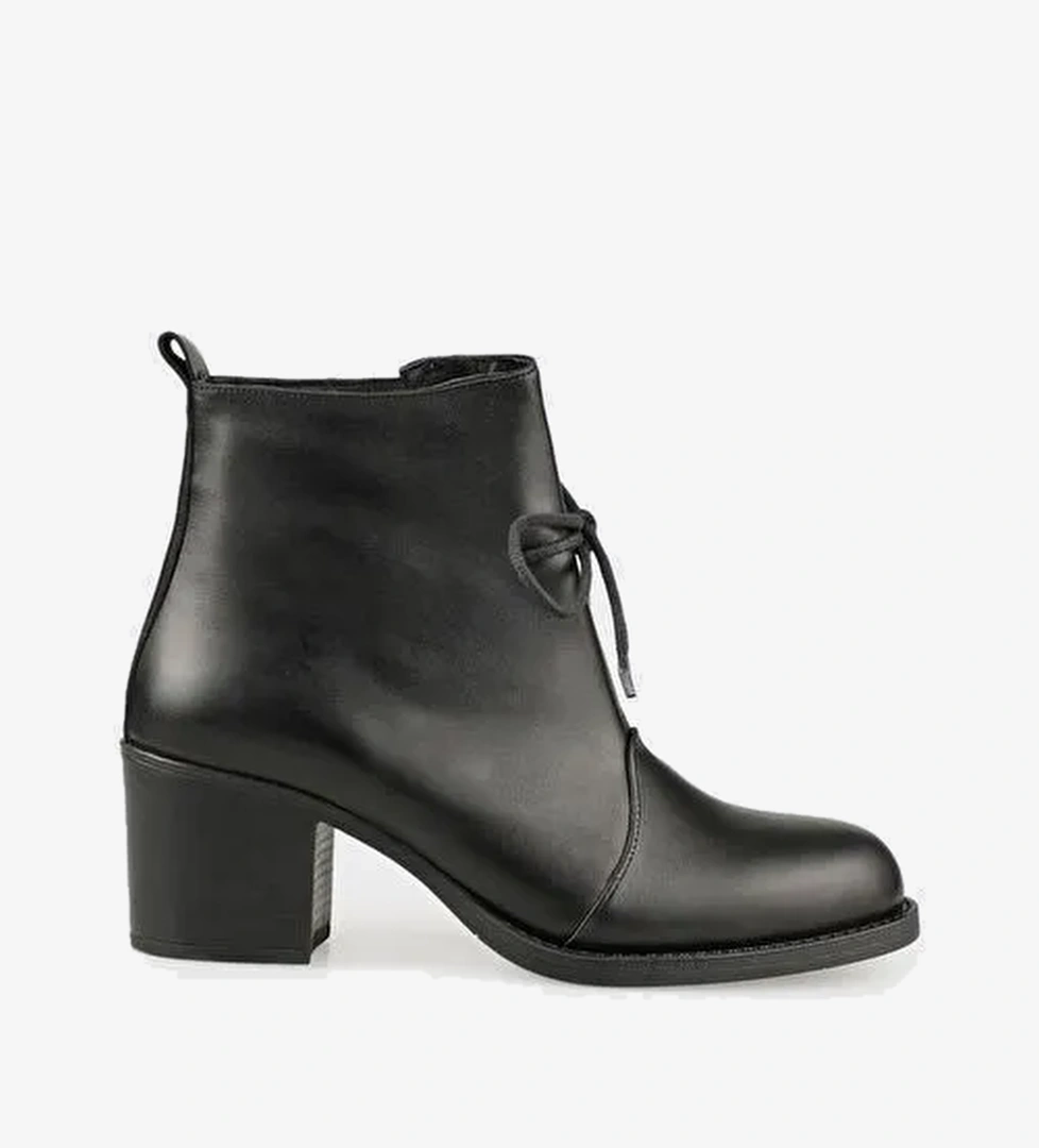 Siyah Deri Kadın Günlük Bot - Görsel 1