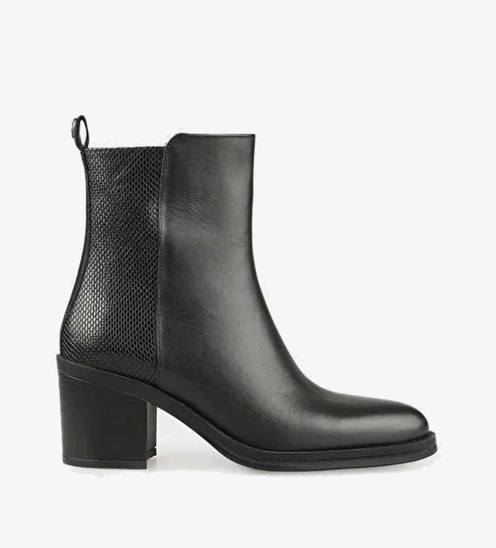 Siyah Deri Kadın Günlük Bot - Görsel 1