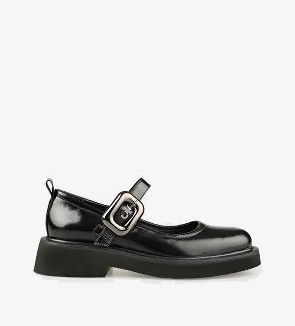 Siyah Deri Kadın Günlük Ayakkabı - Görsel 1