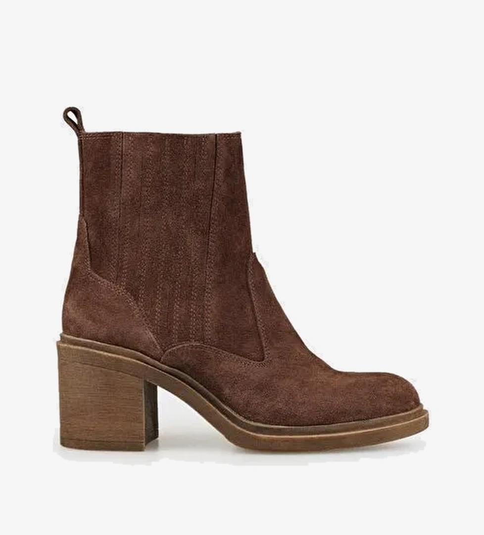 Kahve Deri Kadın Günlük Bot - Görsel 1