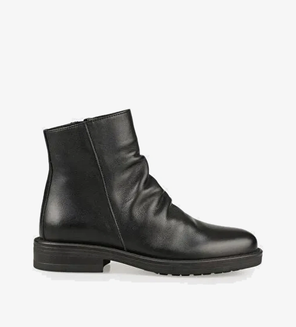 Siyah Deri Kadın Günlük Bot - Görsel 1